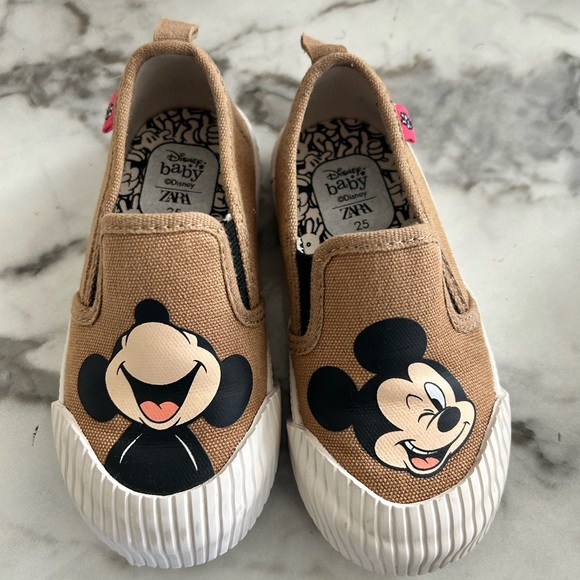 Zara Disney shoes - Picture 7 of 11